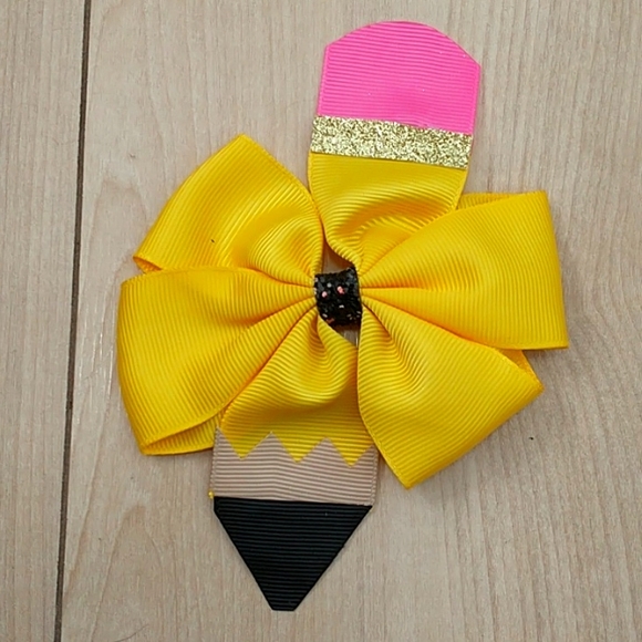 Handmade back to school pencil hair clip - Picture 1 of 2